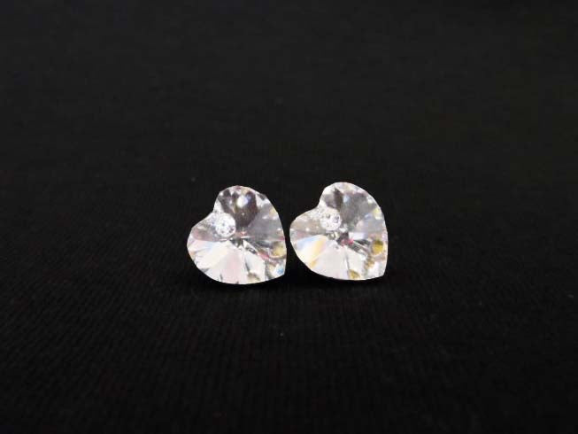 Heart_Shaped_Swarovski_Clear_Crystal_Earrings_irish_dancing_idanceirish_Jpeg